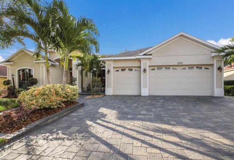 Freshly installed paver driveway - Paver Design Center, Sarasota FL