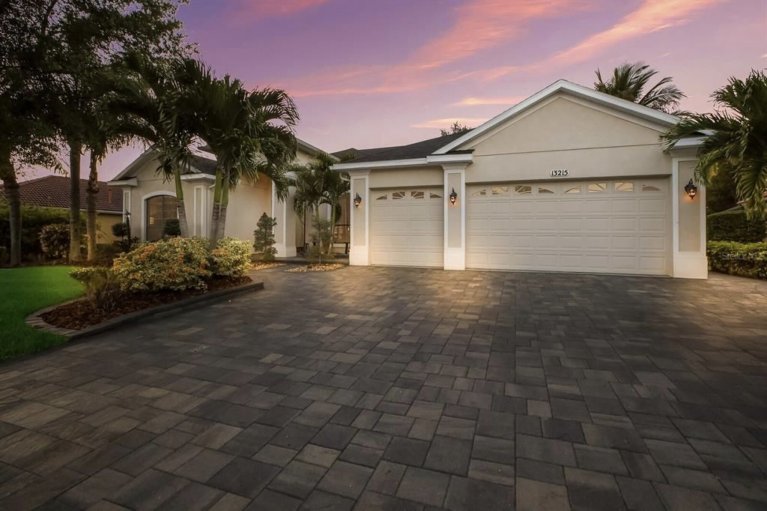 Paver driveway at dusk - Paver Design Center, Sarasota FL