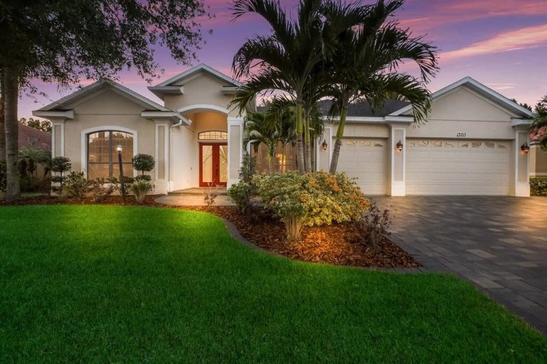 Paver driveway with landscape lighting - Paver Design Center, Sarasota FL